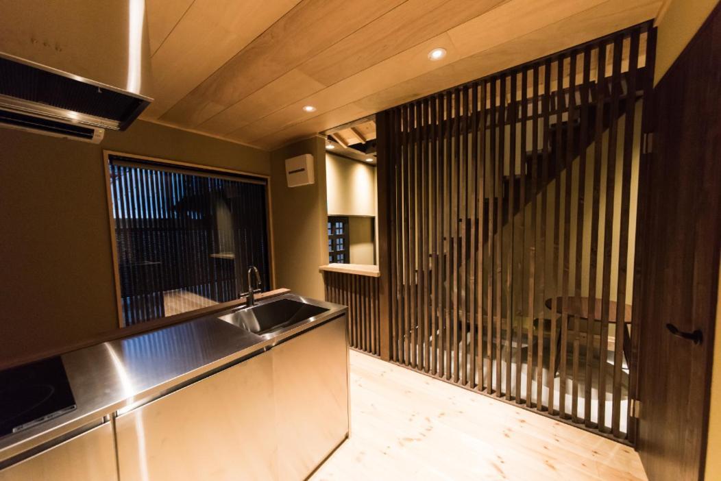 Villa Umenotoan Gojyomibukawa à Kyoto Extérieur photo